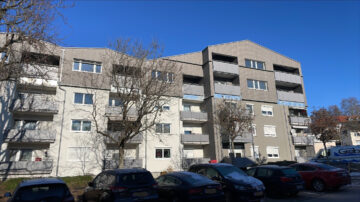 Schöne neuwertige 2 Zimmer Wohnung in Reutin im Dachgeschoss mit Aufzug , Wohnung 24, 88131 Lindau, Dachgeschosswohnung